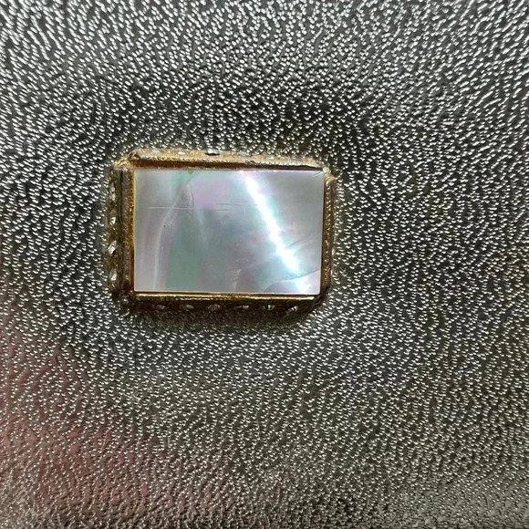 VINTAGE: Lewisette gold clutch bag - Picture 2 of 11